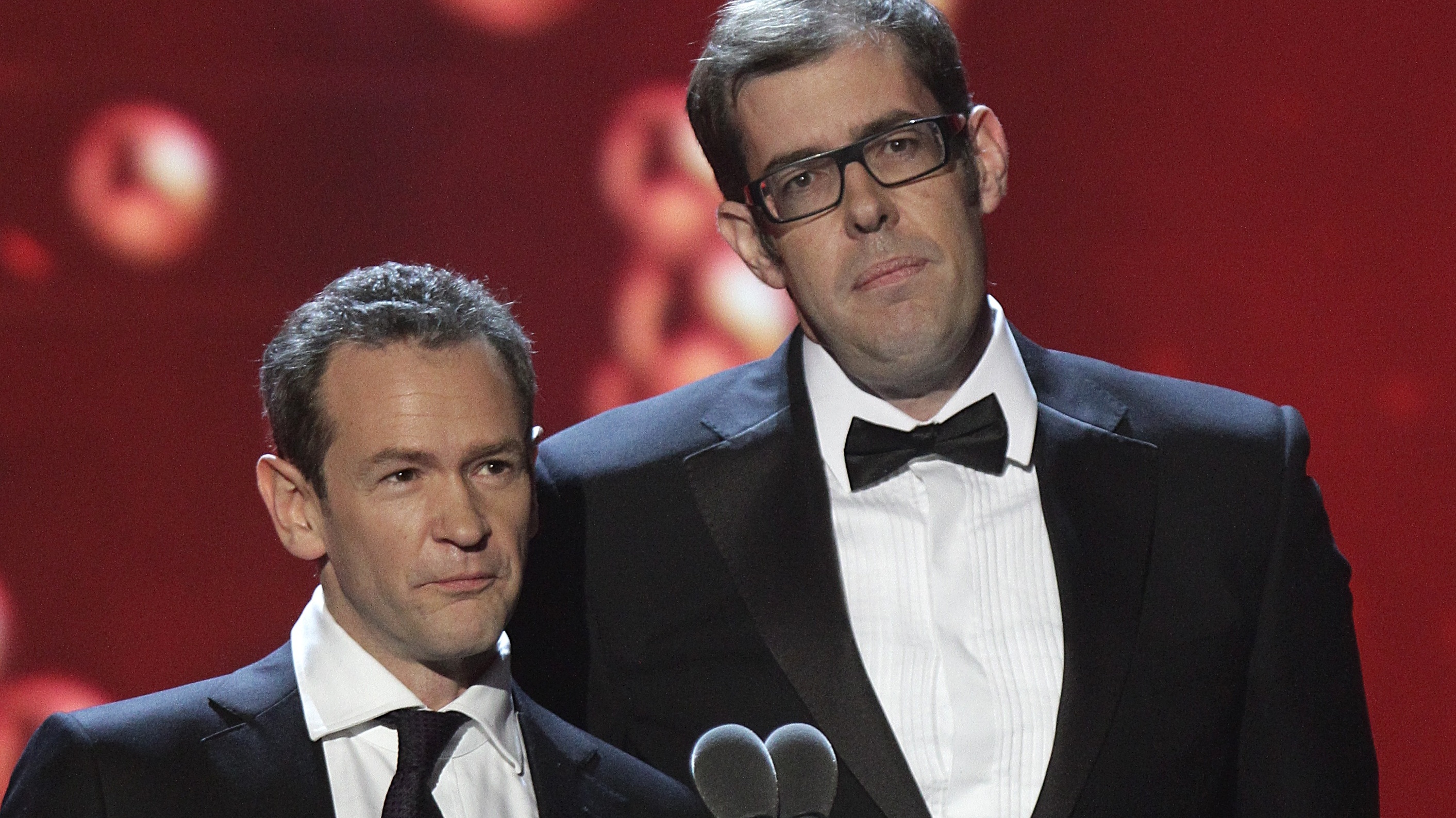 Pointless Stars Alexander Armstrong And Richard Osman Mark 1000th Episode By Swapping Roles 
