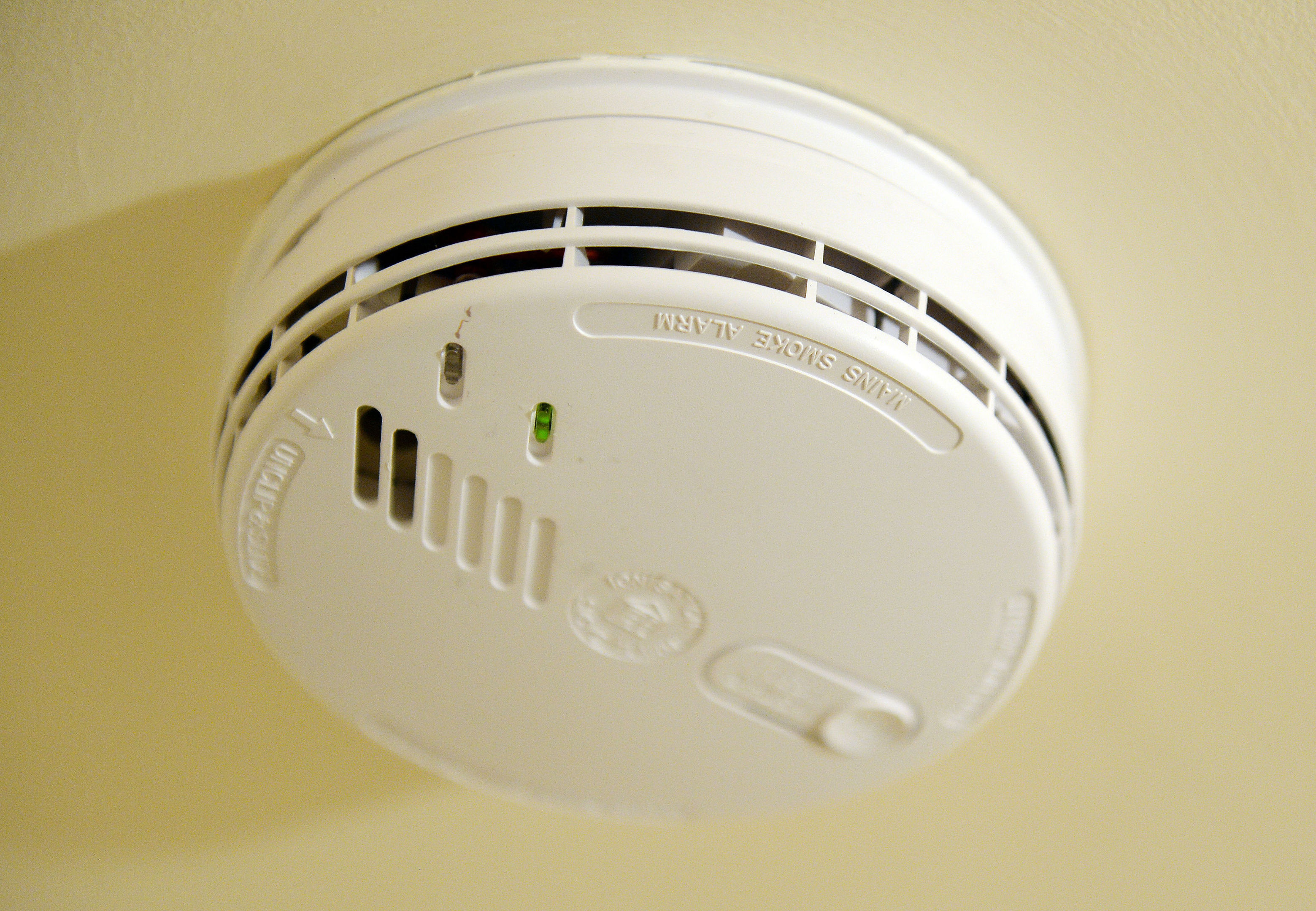 Expert: Why bring in laws for new smoke alarms with no enforcement?