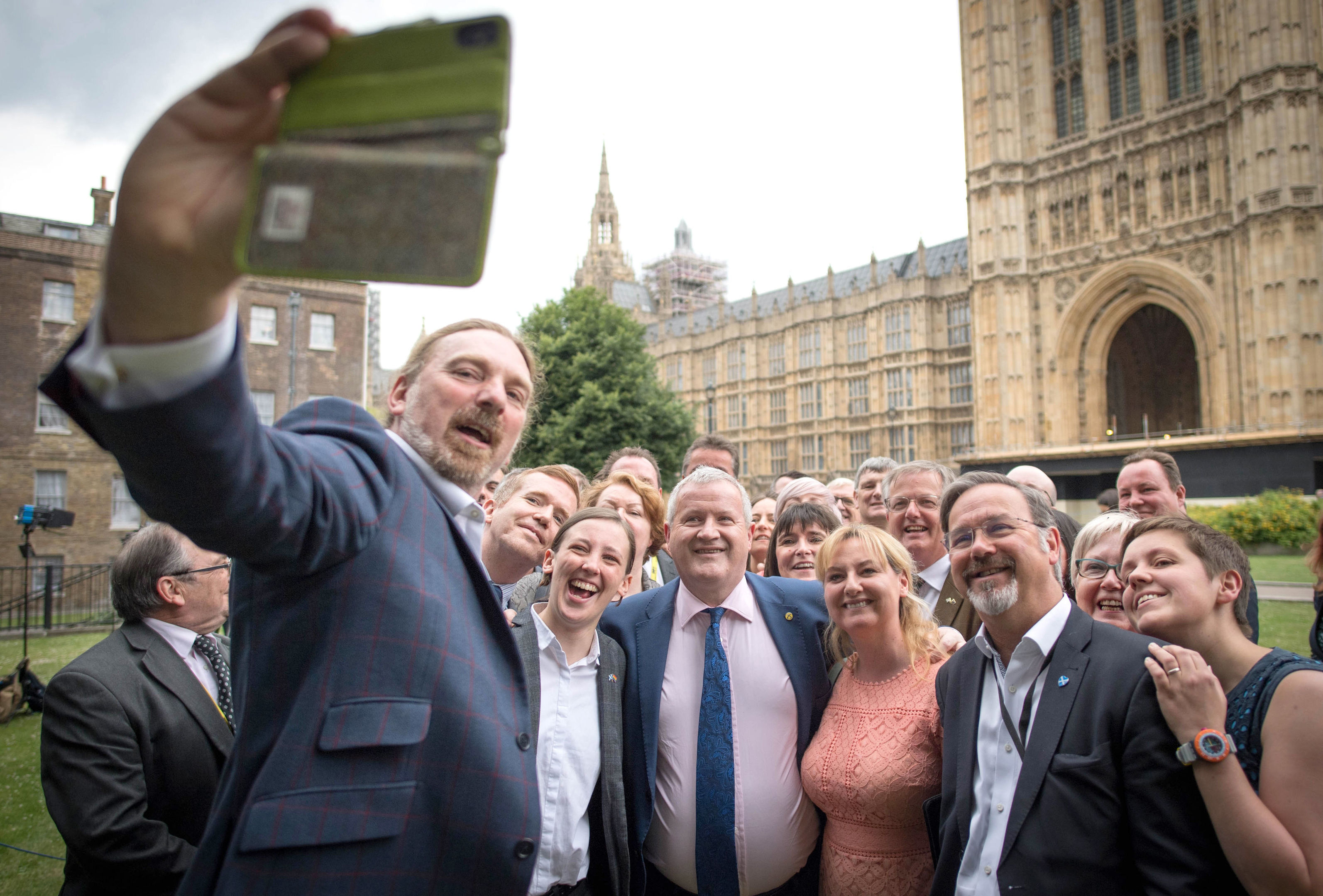 VIDEO: SNP Walk Out Of Prime Minister's Questions Over 'Brexit Power ...