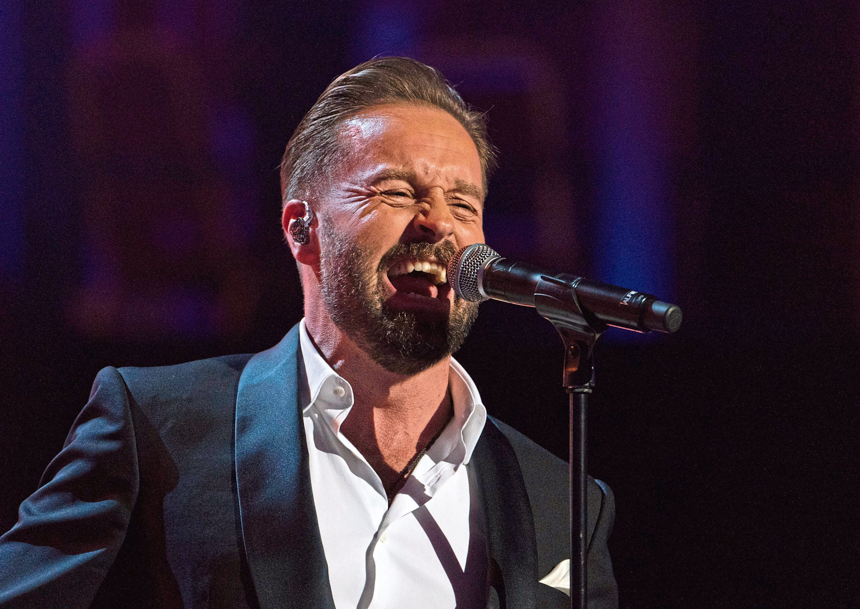 Alfie Boe on adding a string of 30s and 40s hits to his repertoire with
