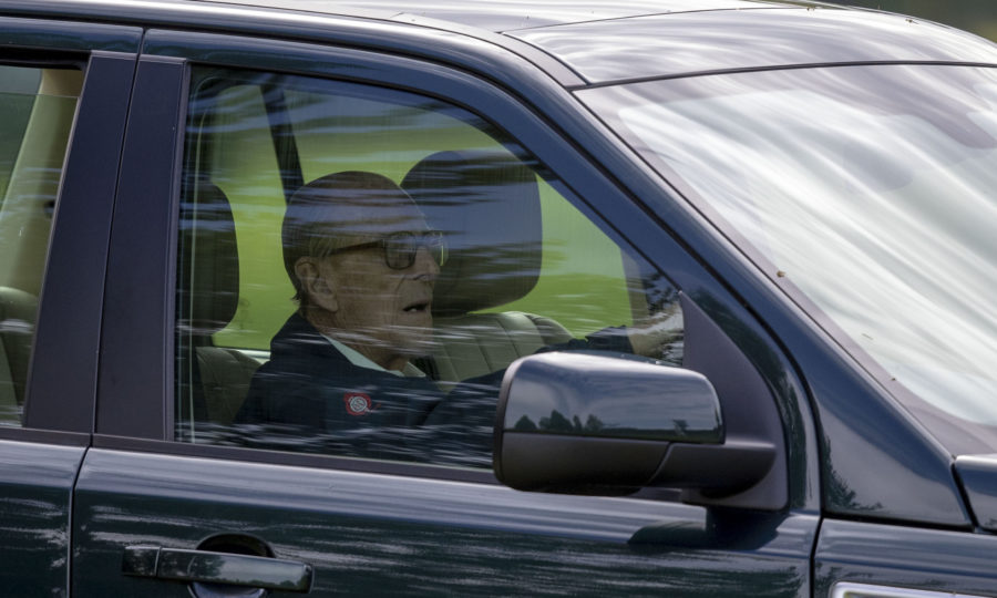 Prince Philip car crash sparks older driver debate ...